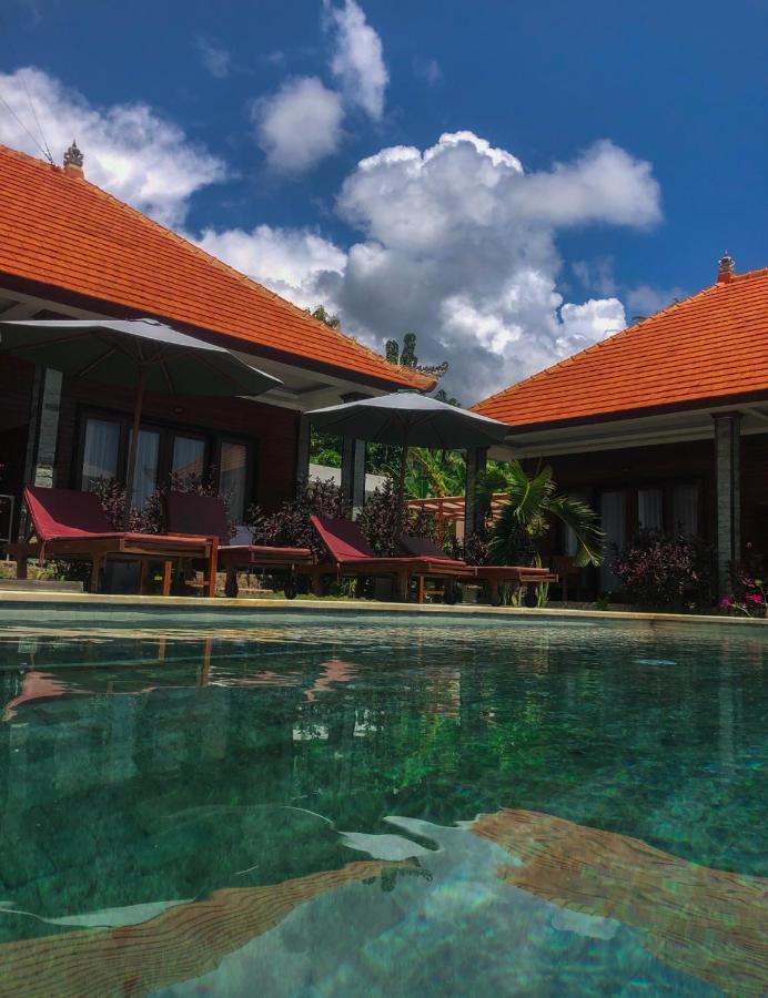 Juan Beach Bungalow Batununggul Exterior foto